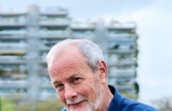 Jaap (77): Warum sprechen sie in Amsterdam immer Englisch? Wir sind hier doch in den Niederlanden.