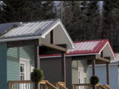 Dieser Millionär baut 99 Tiny Houses für Obdachlose in seiner Stadt (so sieht es aus!)