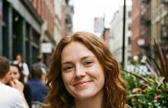 Eva (22): „Jeder, der Fleisch isst, trägt zum Klimawandel bei.“