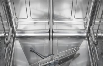 Das muss jeder mit einer Spülmaschine wissen: Mit diesem einfachen Trick wird sie wieder frisch und sauber