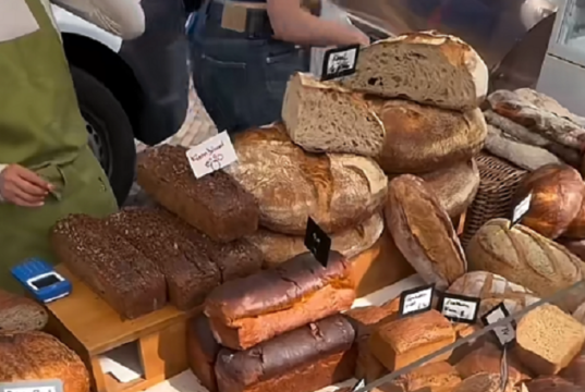 Lebensmittel teuer? Warte nur, bis du siehst, was sie hier für ein einziges Brot verlangen